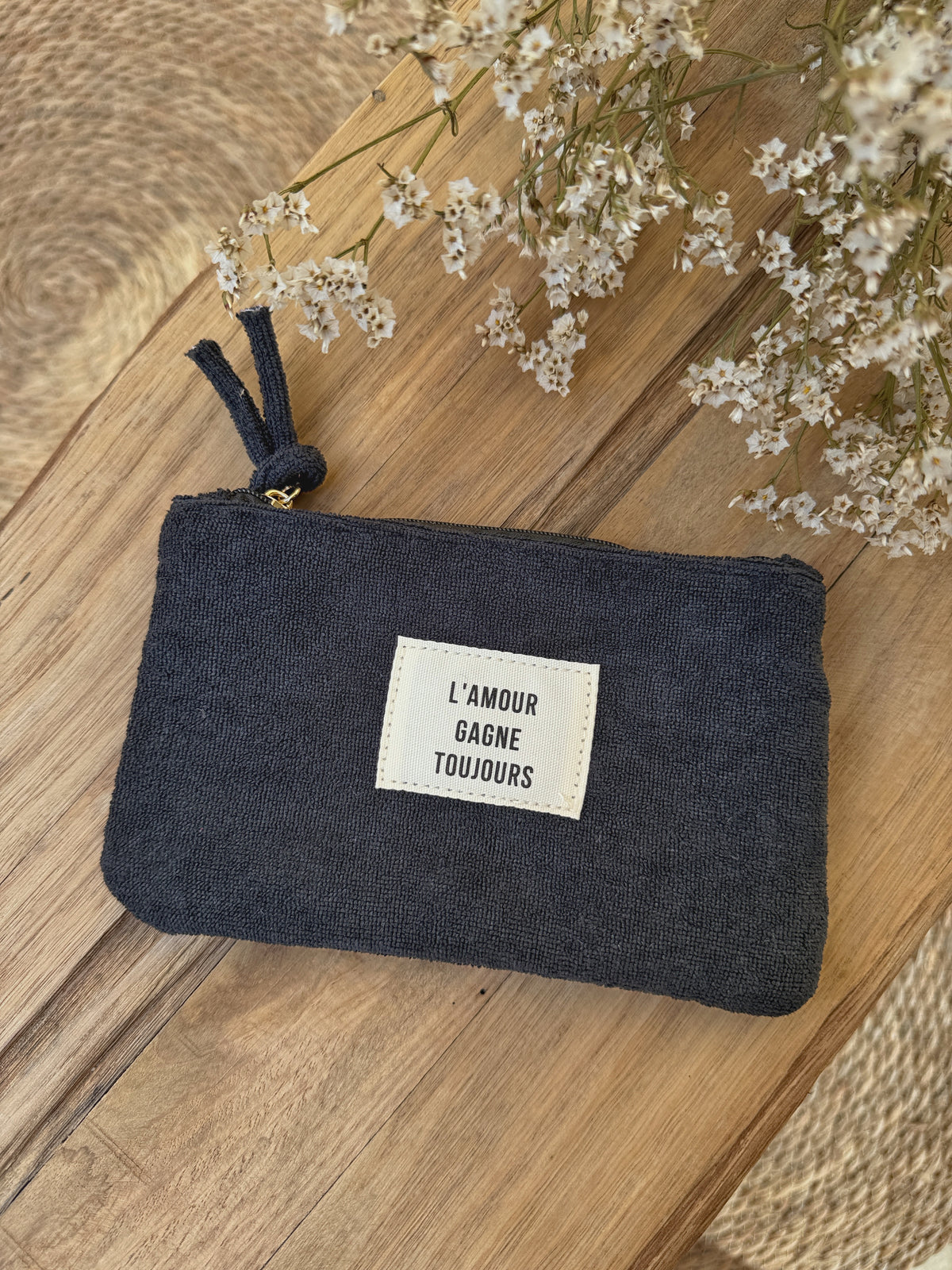 Pochette L’amour gagne toujours