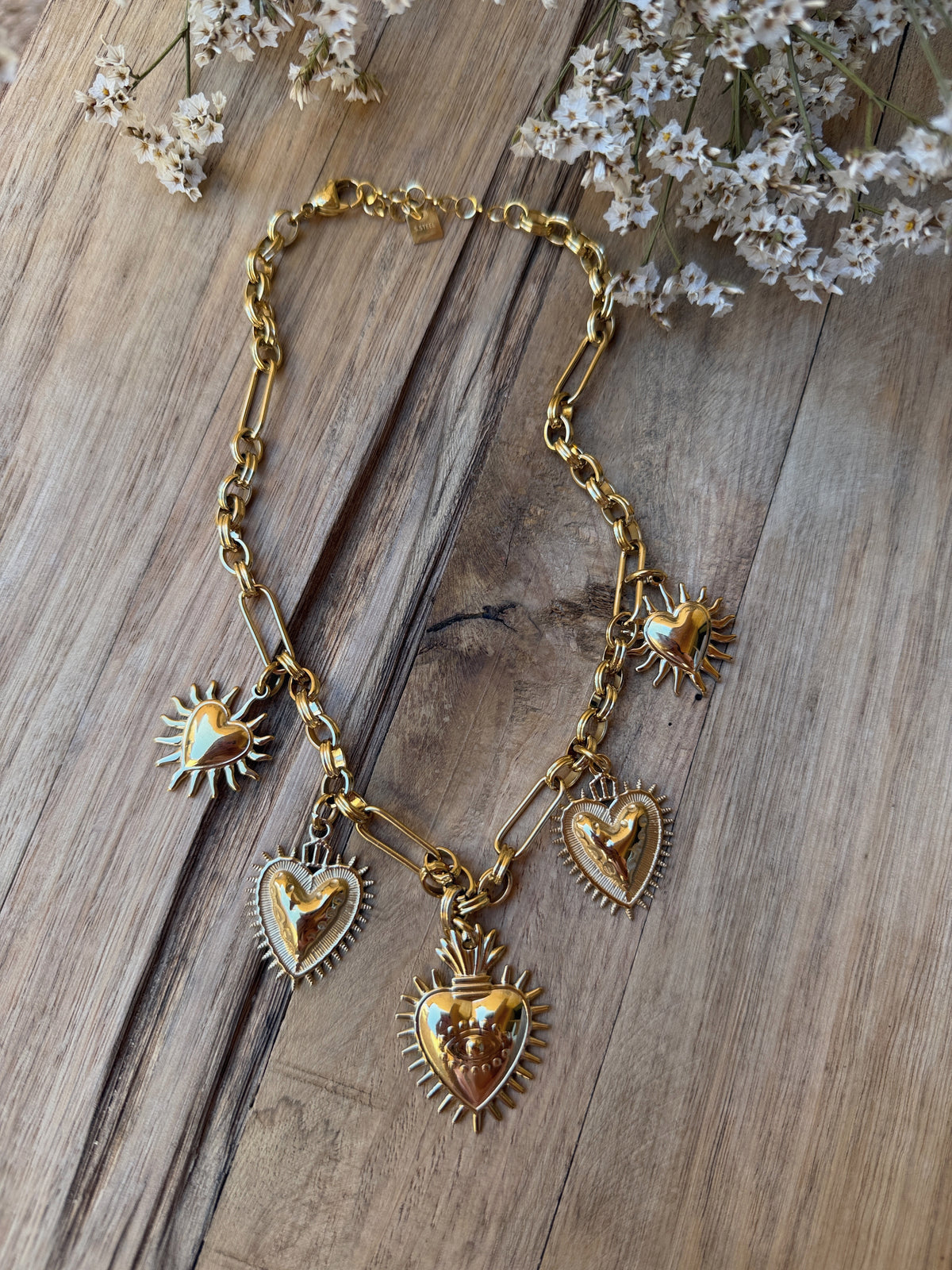 Collier doré Amore